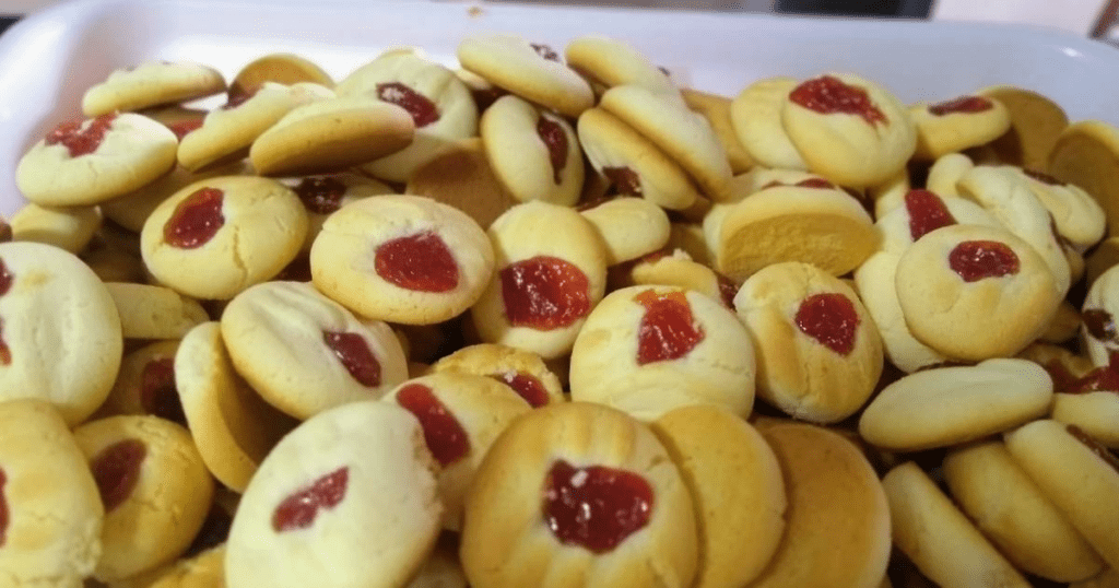 Biscoitos de nata com goiabada