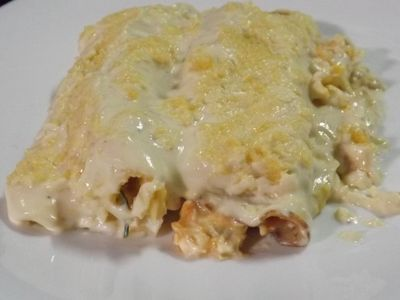 Panqueca de Frango com Molho 