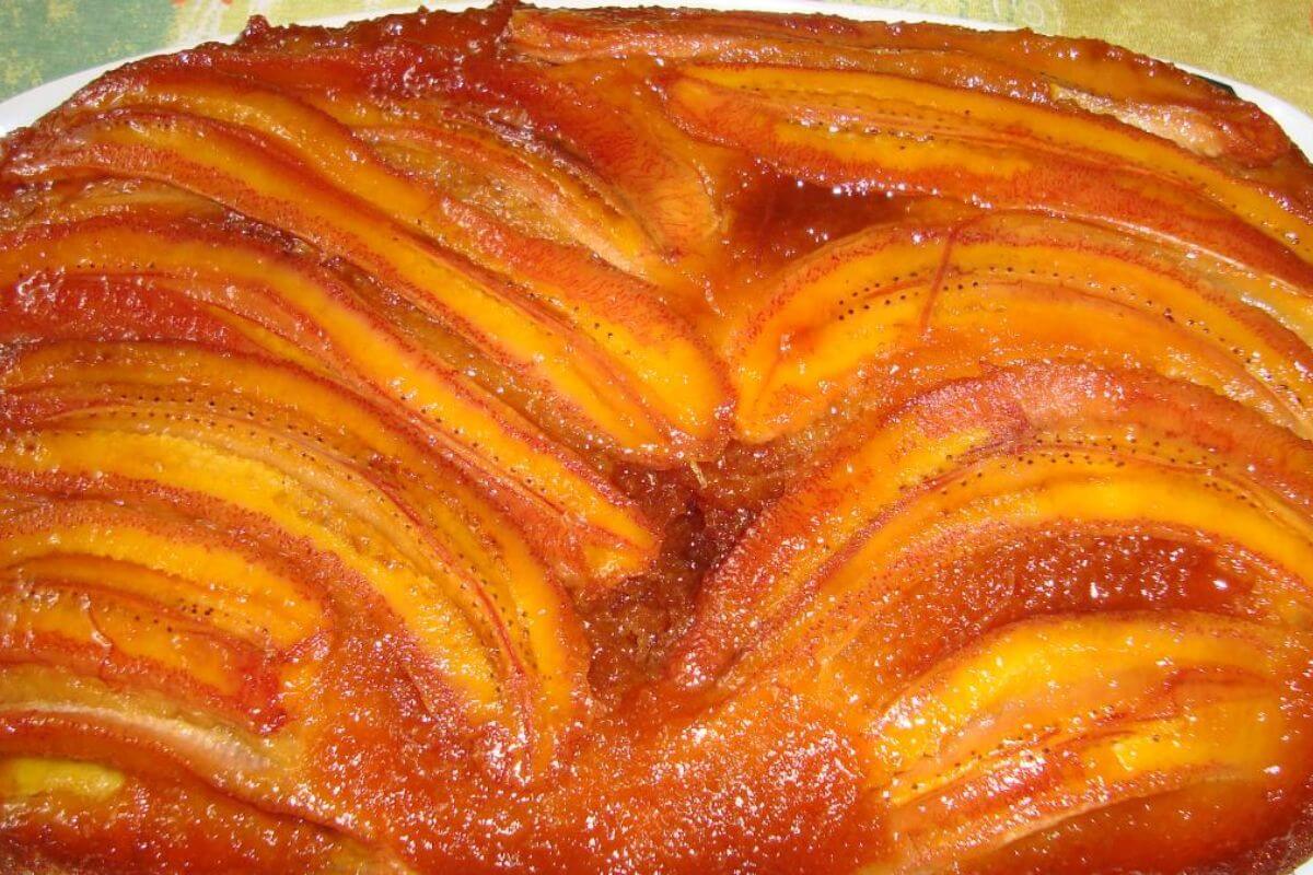 Bolo de Banana Caramelizada